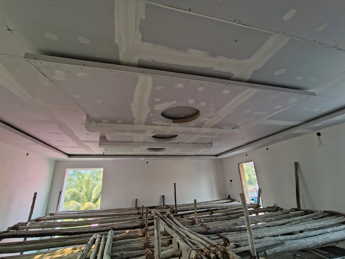 Gypsum and POP false ceiling installation by JAC Interior & False Ceiling Gypsum and POP false ceiling installation by JAC Interior & False Ceiling